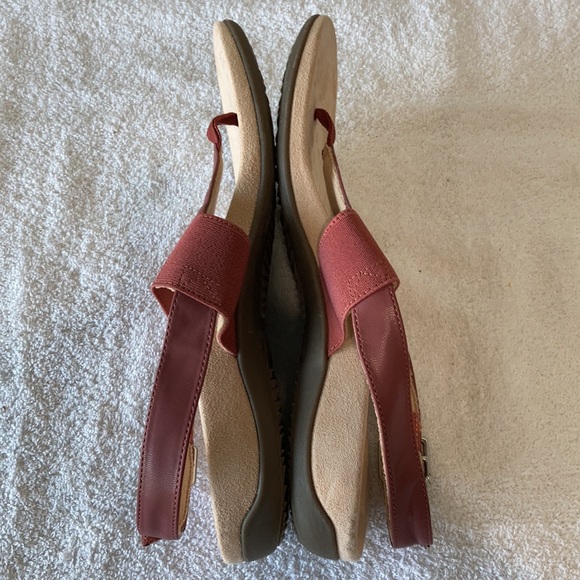 NWOT Vionic Women's Rest Danita Backstrap Sandal Size 10 - Picture 5 of 7